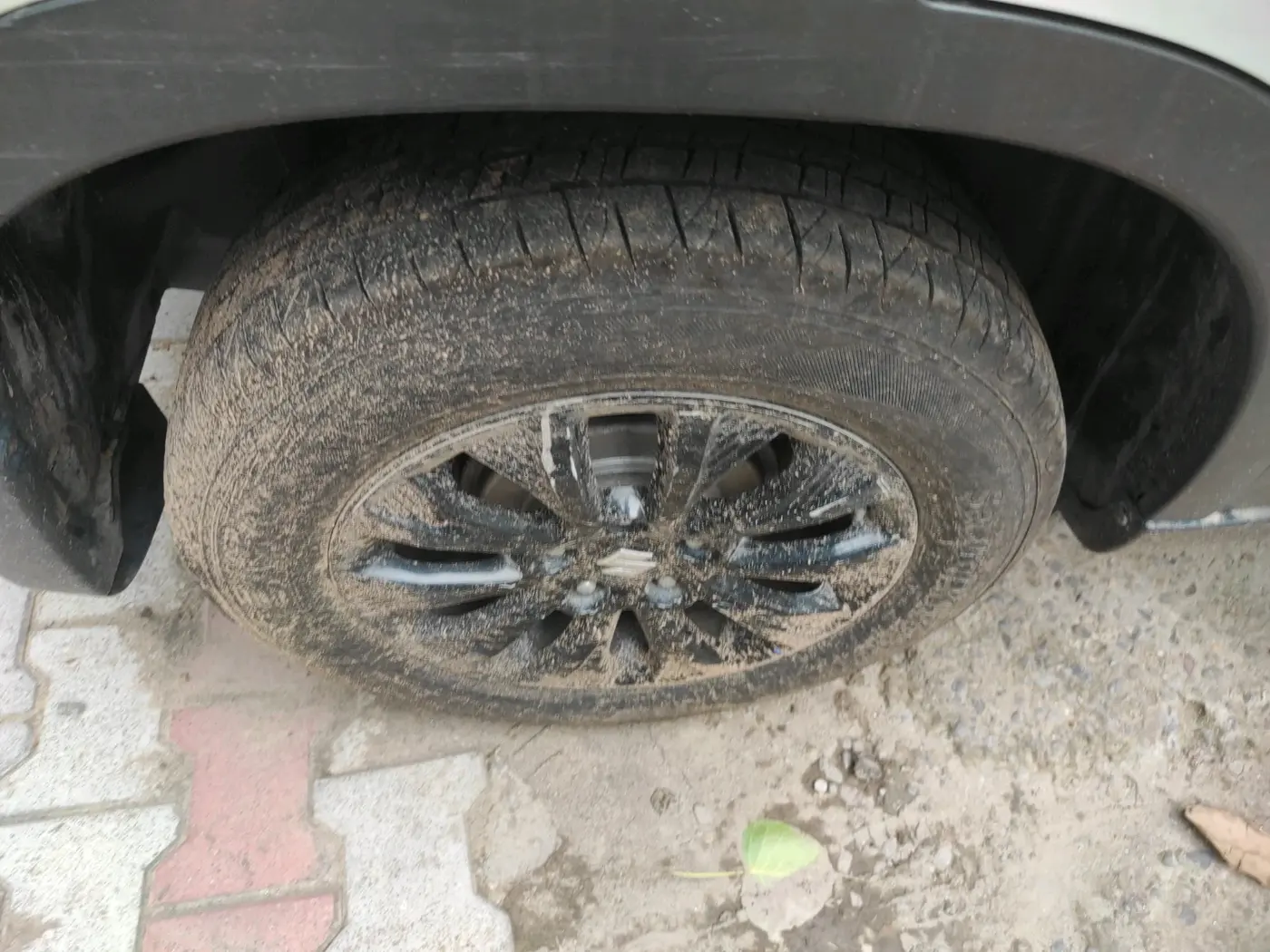 2021 Maruti Vitara Brezza ZXI, Petrol, Manual, 72,561 km, tyre