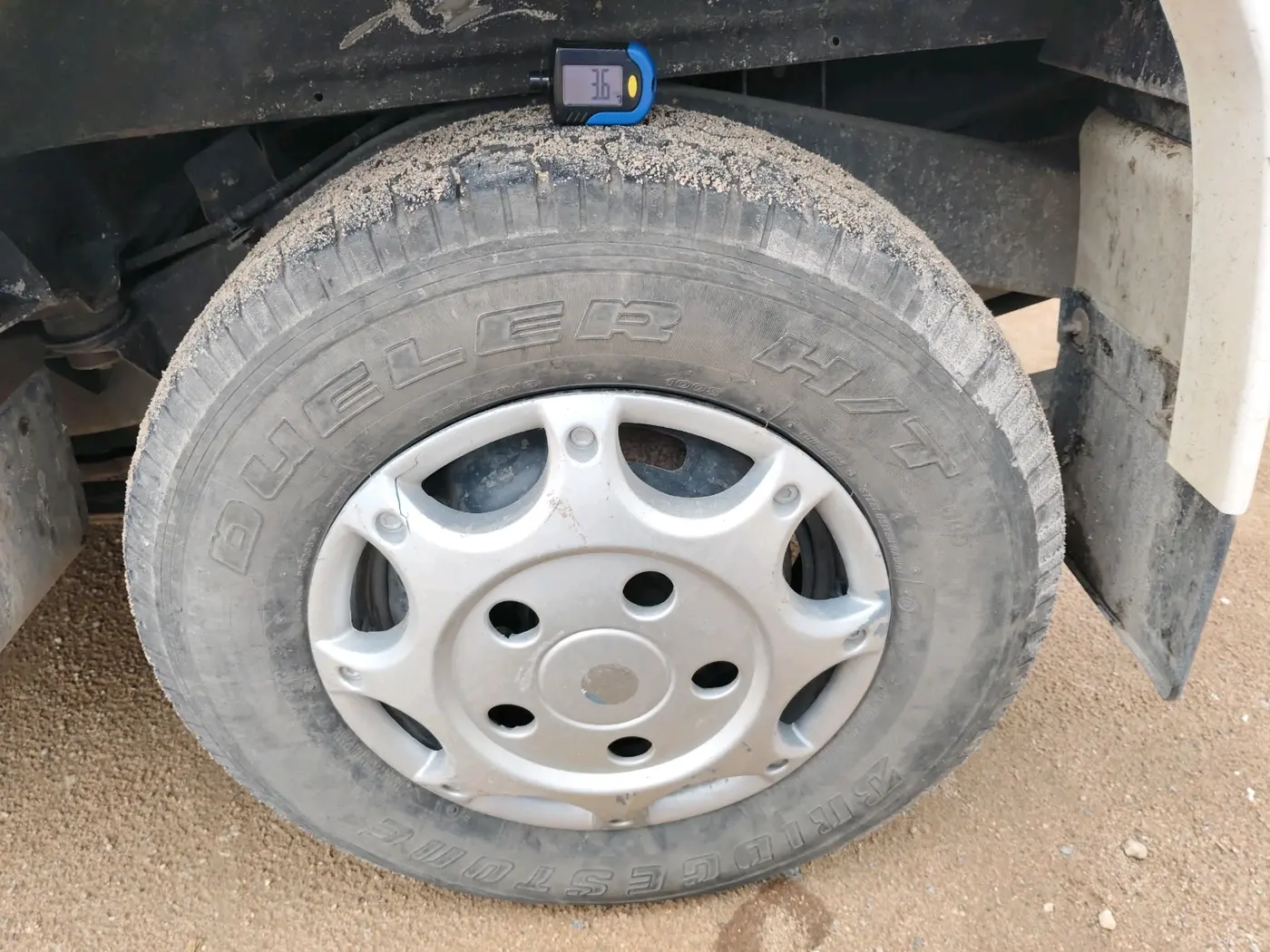 2021 Mahindra Bolero B6 (O), Diesel, Manual, 1,37,318 km, tyre