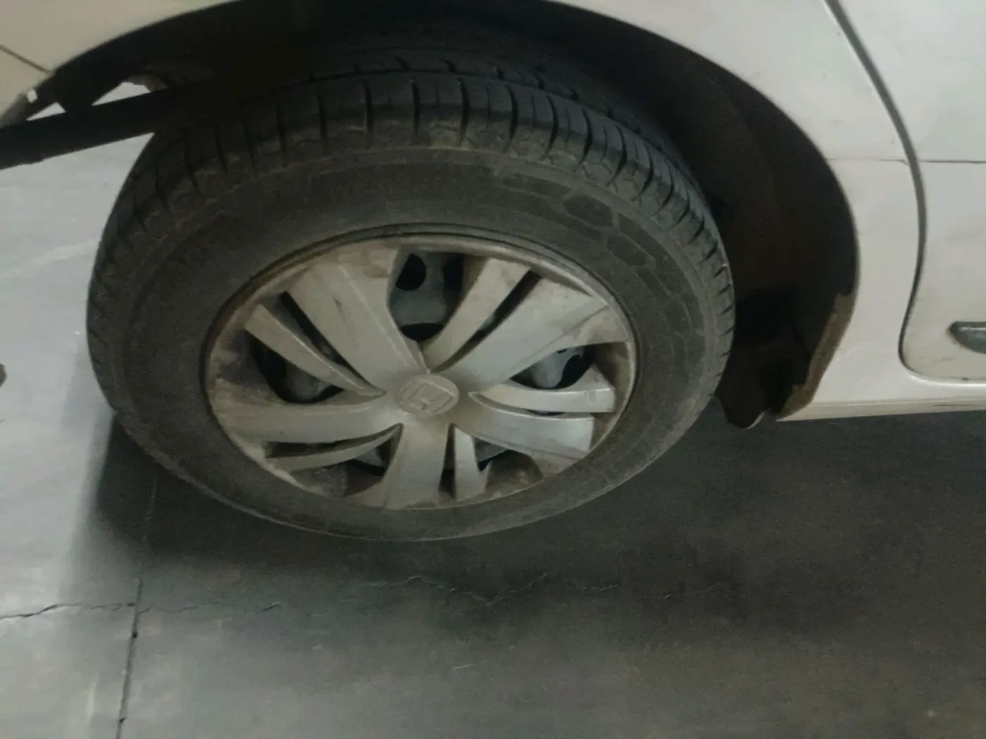 2019 Honda Amaze 1.2L I-VTEC S, Petrol, Manual, 65,073 km, tyre