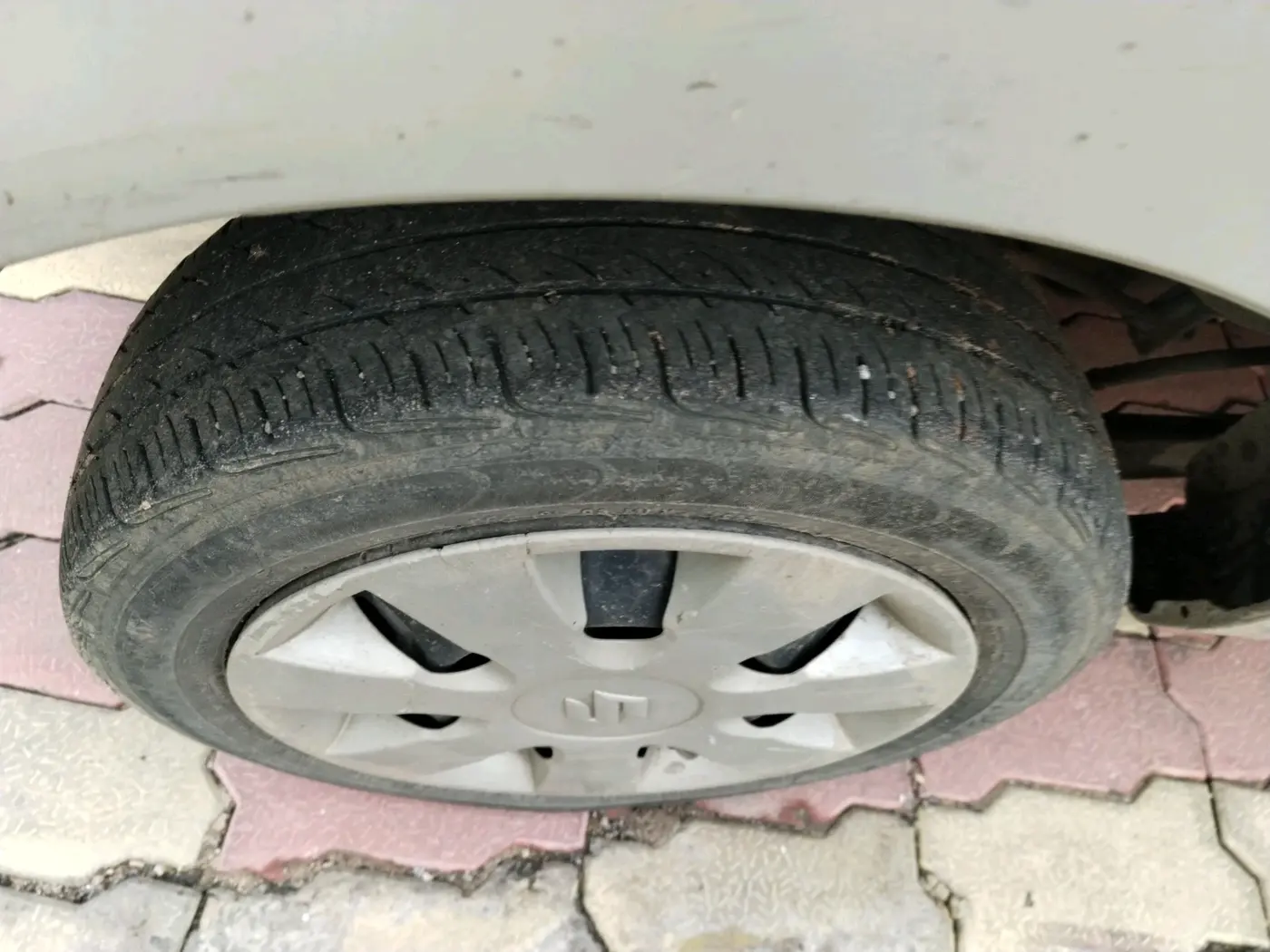 2019 Maruti Alto K10 VXI, Petrol, Manual, 1,43,724 km, tyre