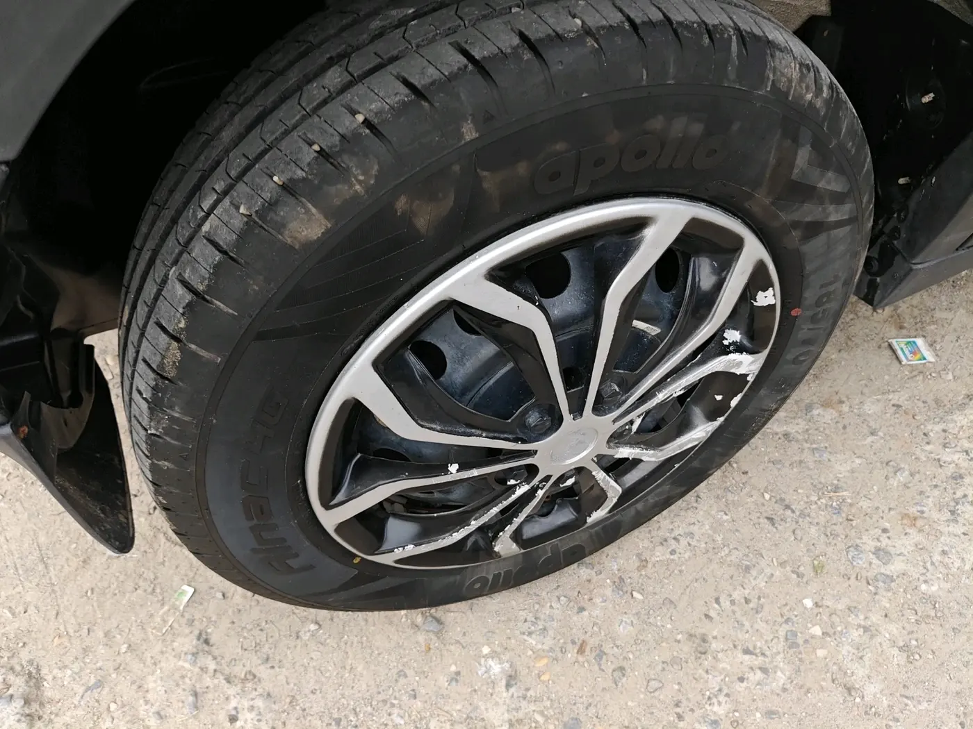 2024 Tata PUNCH PURE MT, Petrol, Manual, 7,209 km, tyre