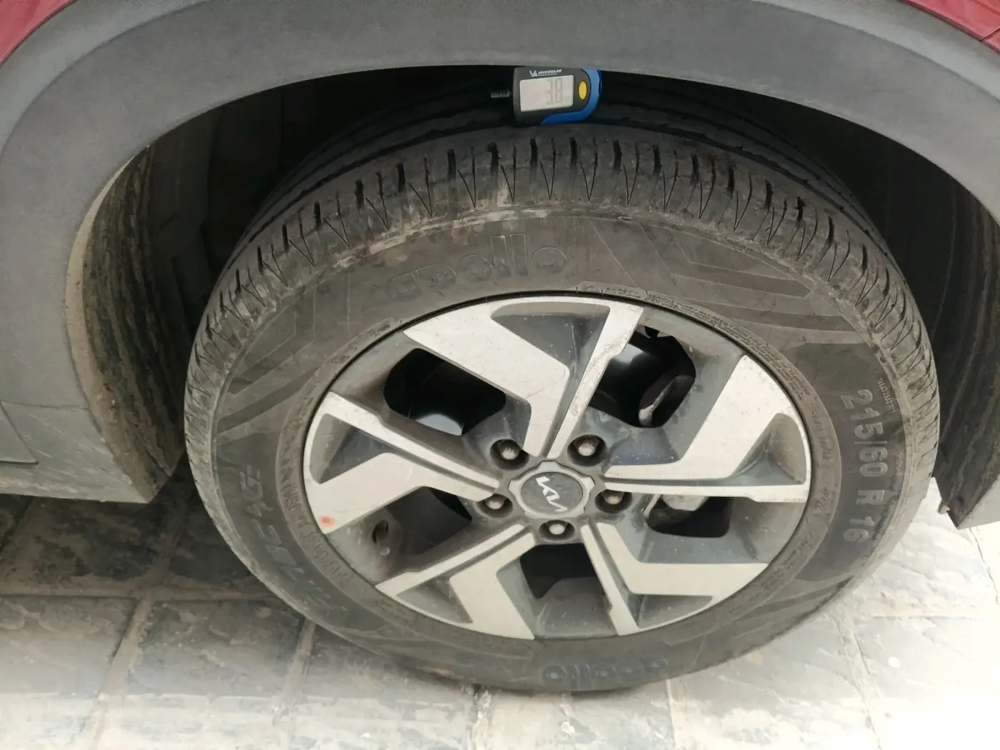 2022 KIA SONET HTX 1.5 AT, Diesel, Automatic, 43,433 km, tyre