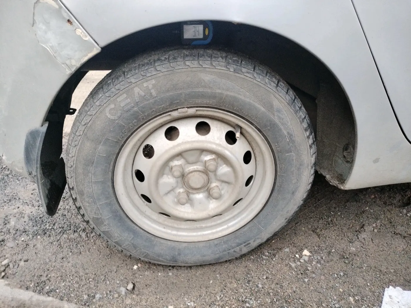 2014 Hyundai Eon D-LITE+, Petrol, Manual, 29,699 km, tyre