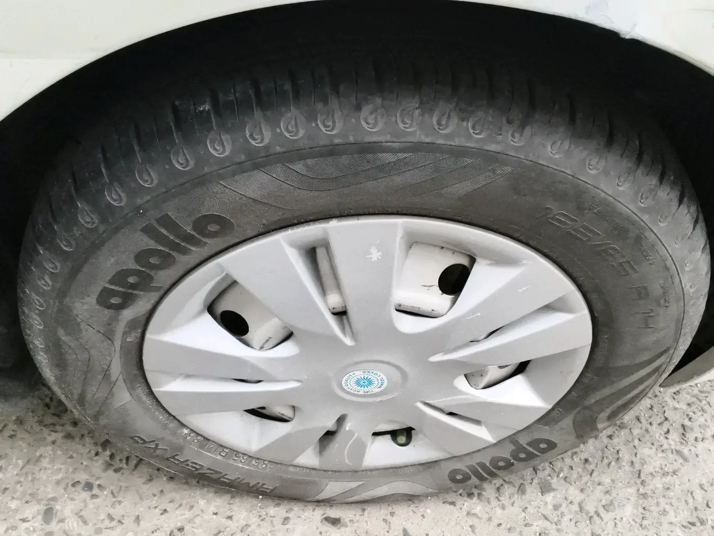 2013 Hyundai i20 SPORTZ 1.2, Petrol, Manual, 79,678 km, tyre