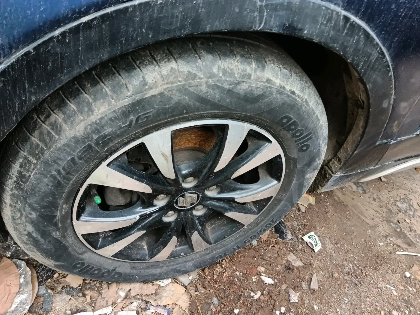 2018 Maruti S Cross ZETA 1.3, Diesel, Manual, 1,02,978 km, tyre