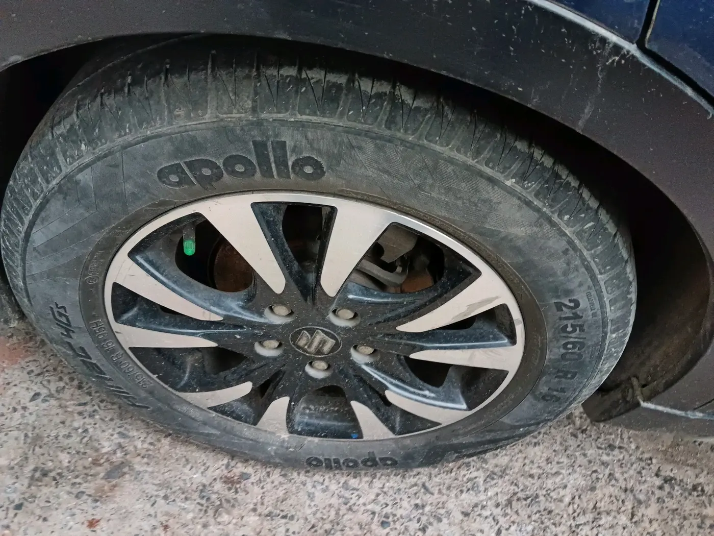 2018 Maruti S Cross ZETA 1.3, Diesel, Manual, 1,02,978 km, tyre