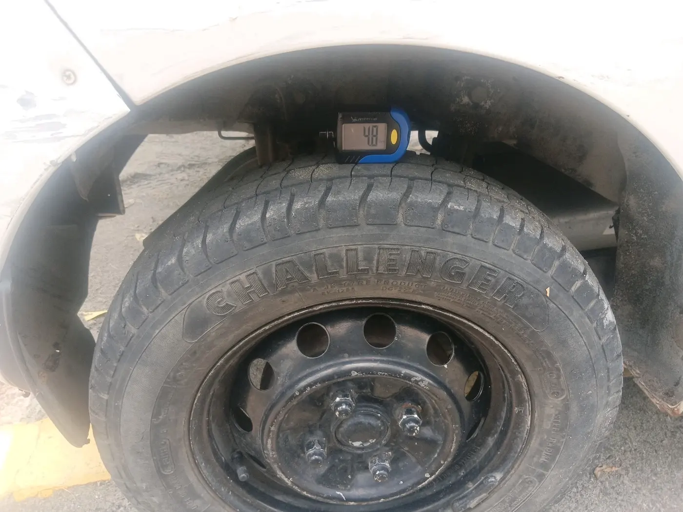 2012 Hyundai Eon ERA +, Petrol, Manual, 57,408 km, tyre