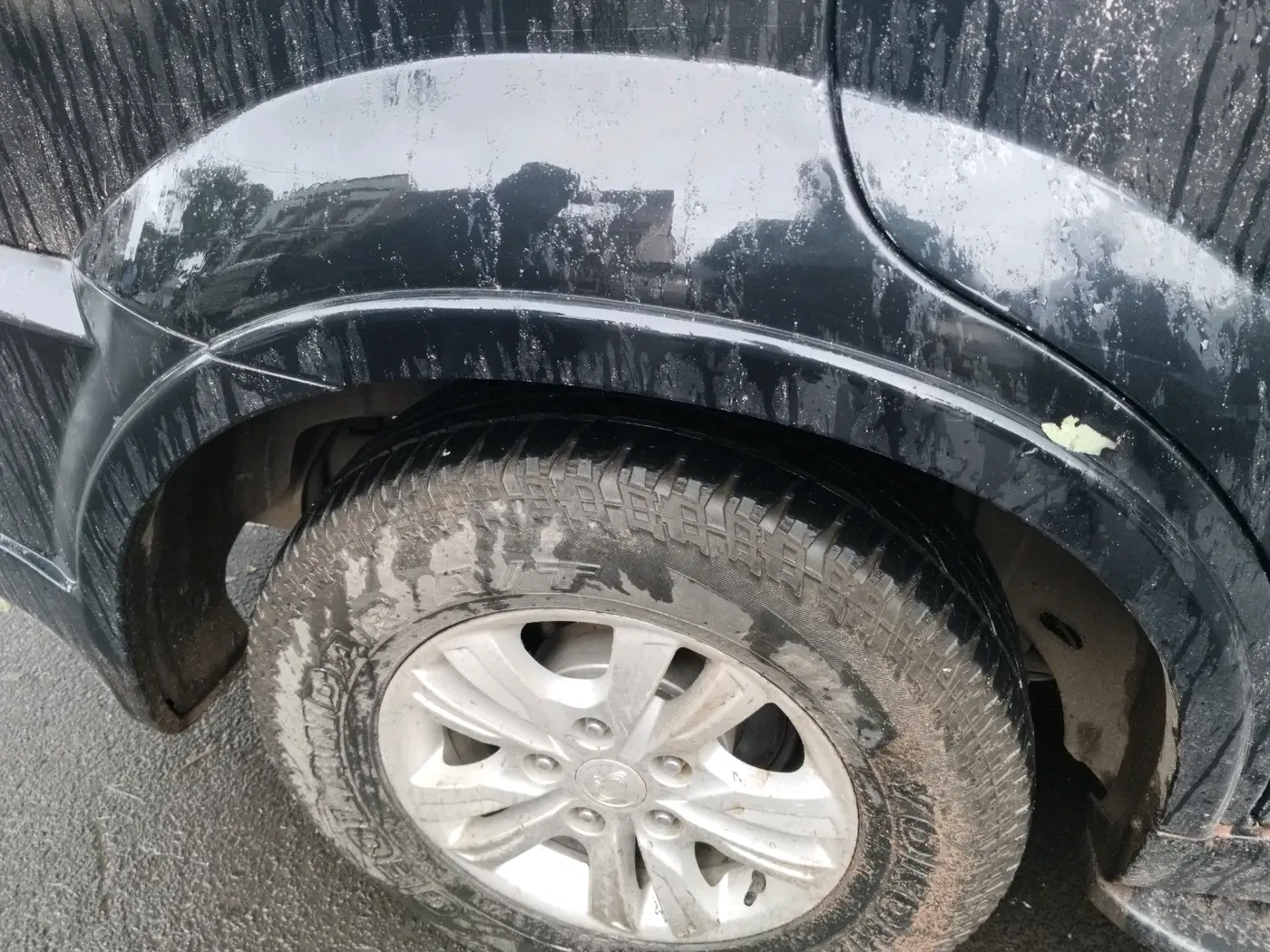 2014 Ssangyong Rexton RX7, Diesel, Automatic, 1,77,288 km, tyre