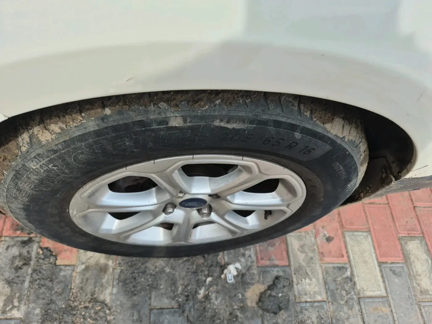2018 Ford Ecosport TITANIUM + 1.5L DIESEL, Diesel, Manual, 79,011 km, tyre