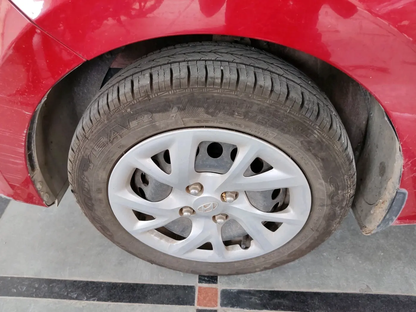 2019 Hyundai Grand i10 SPORTZ 1.2 KAPPA VTVT, Petrol, Manual, 41,157 km, tyre