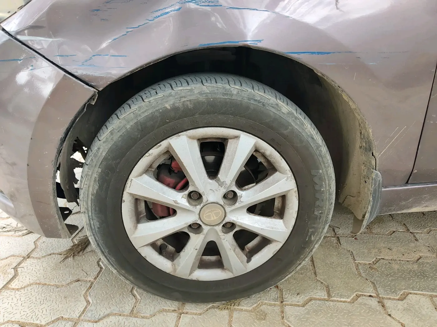 2018 Tata Tiago XZ DIESEL, Diesel, Manual, 1,01,128 km, tyre
