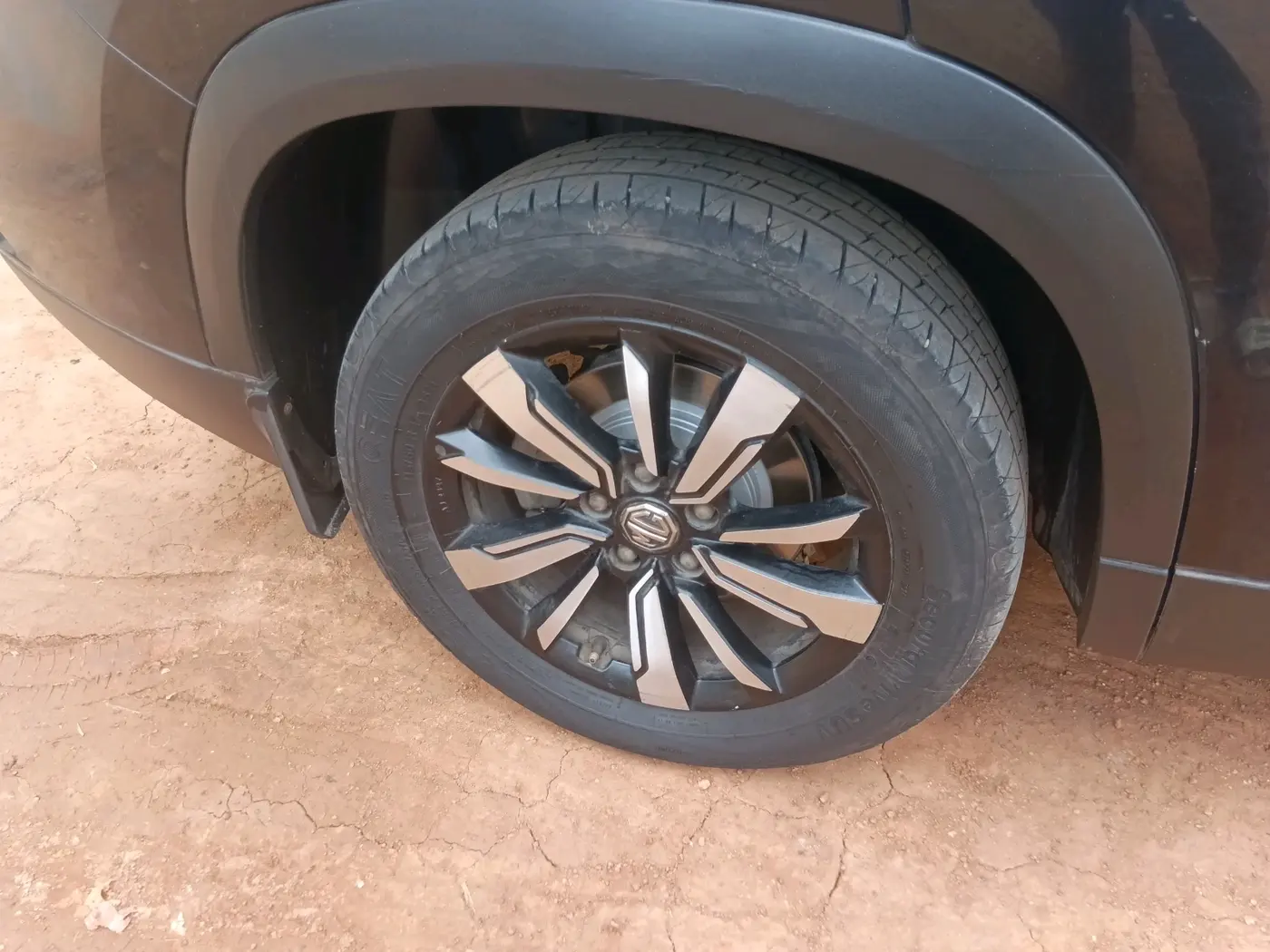 2020 MG HECTOR PLUS SHARP 2.0 DIESEL TURBO MT 6-STR, Diesel, Manual, 1,04,412 km, tyre