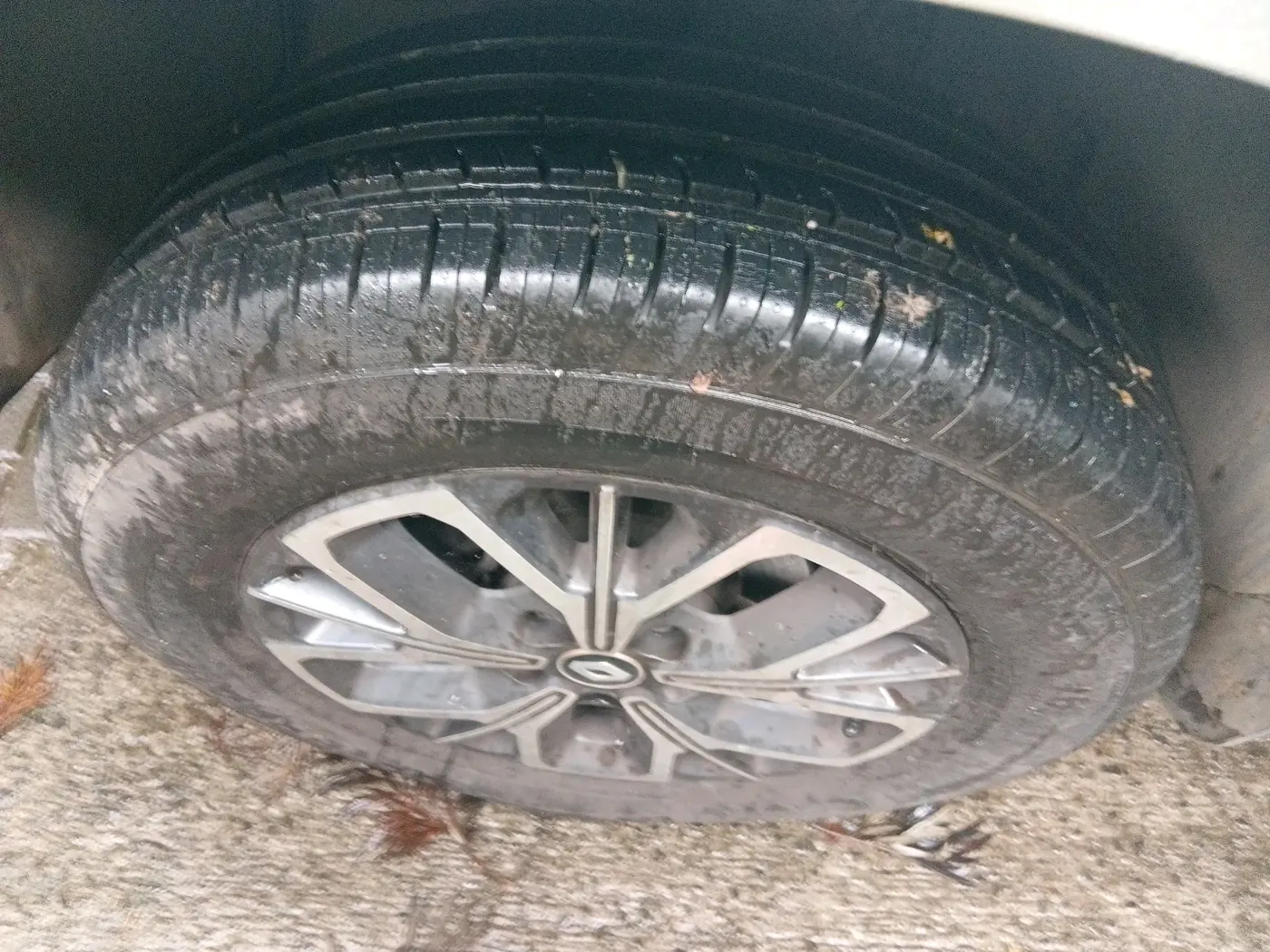 2019 Renault Duster RXS OPT CVT, Petrol, Automatic, 10,486 km, tyre