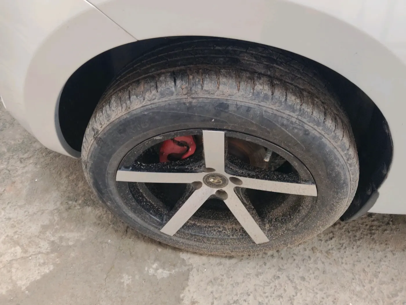 2021 Maruti Swift VXI, Petrol, Manual, 58,494 km, tyre