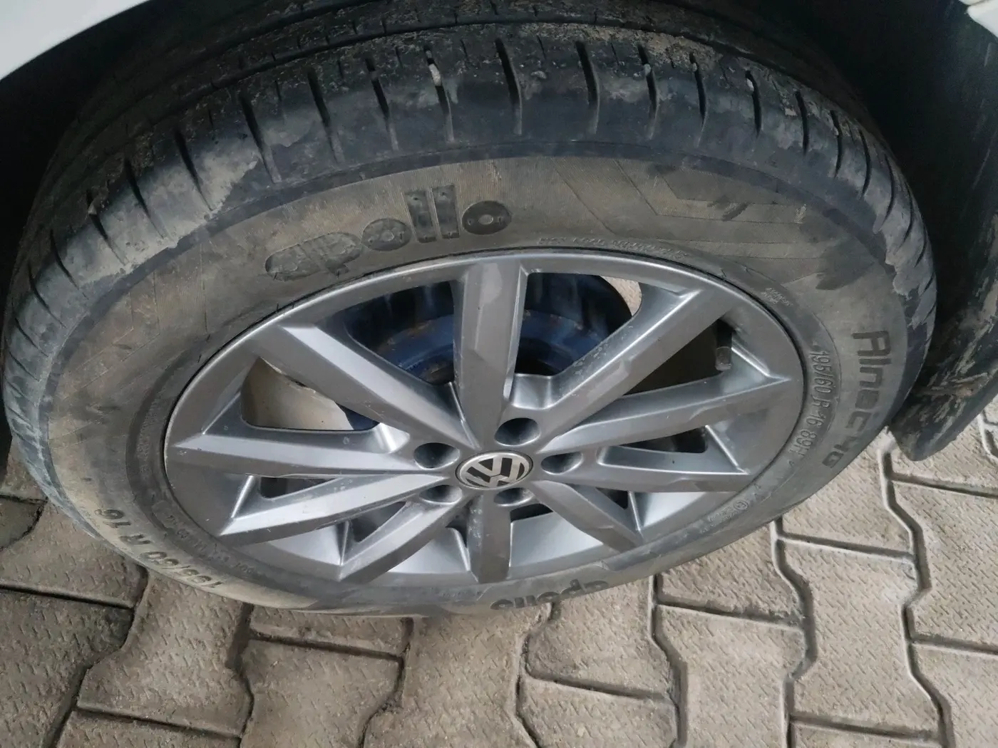 2019 Volkswagen Polo COMFORTLINE 1.5L, Diesel, Manual, 1,55,296 km, tyre