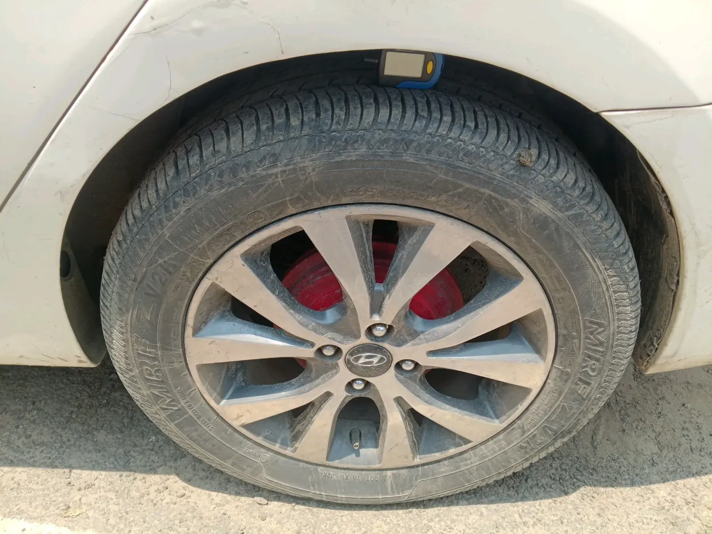 2015 Hyundai Verna FLUIDIC 4S 1.6 VTVT S(O), CNG, Manual, 78,678 km, tyre