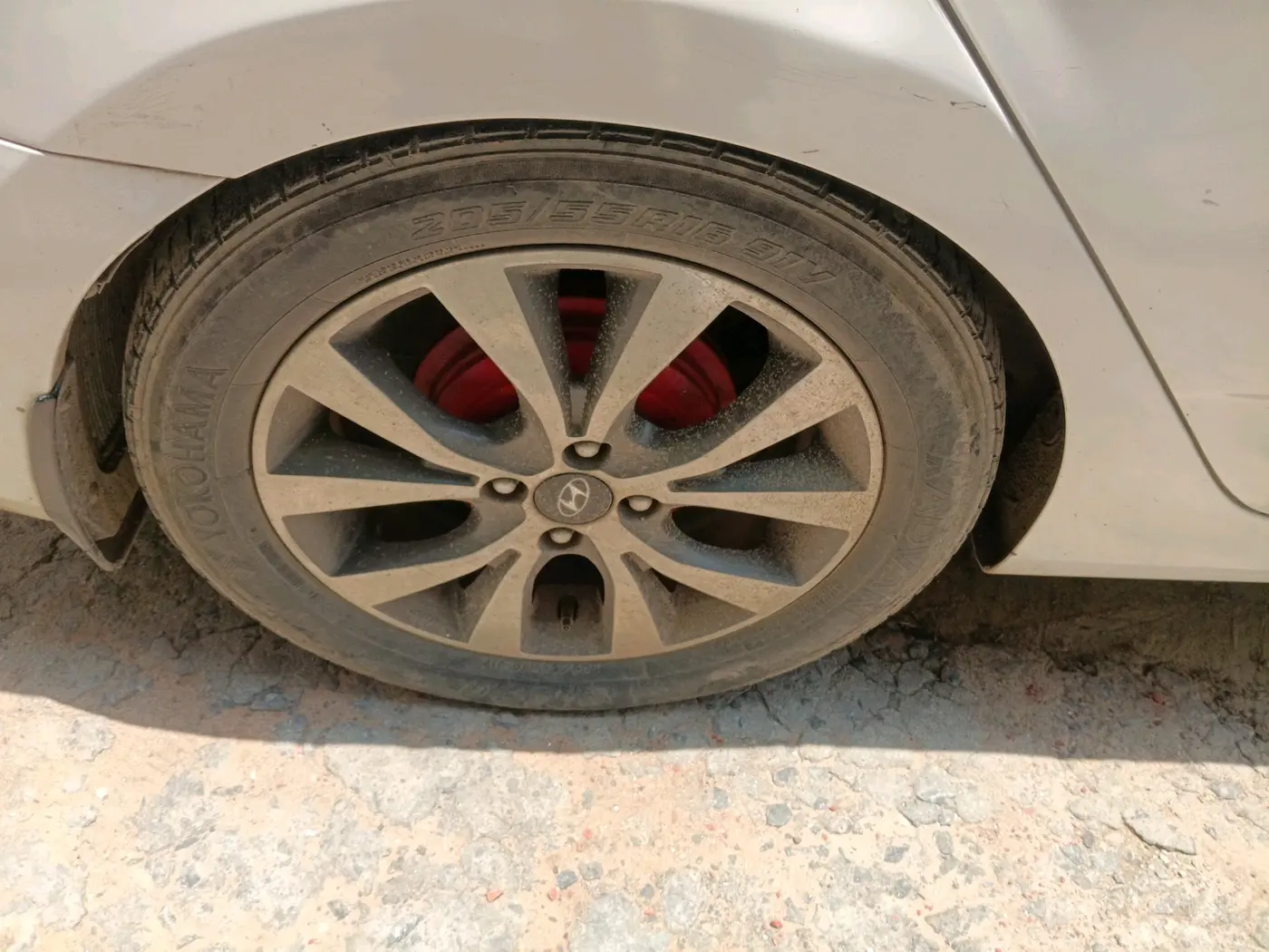 2015 Hyundai Verna FLUIDIC 4S 1.6 VTVT S(O), CNG, Manual, 78,678 km, tyre