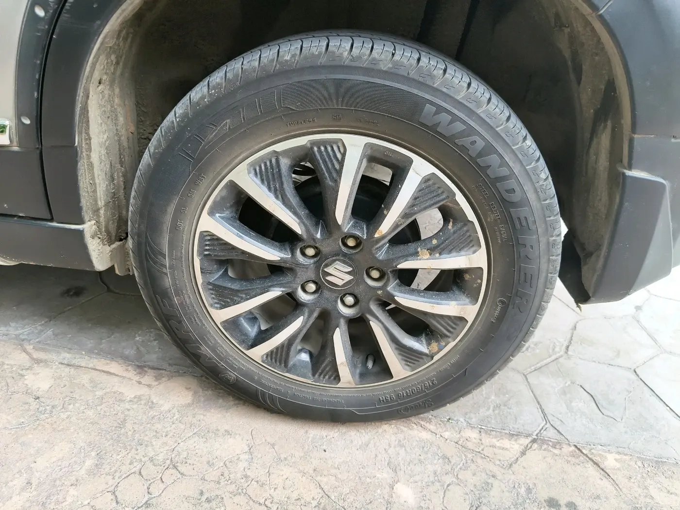 2022 Maruti Vitara Brezza ZXI PLUS, Petrol, Manual, 17,040 km, tyre