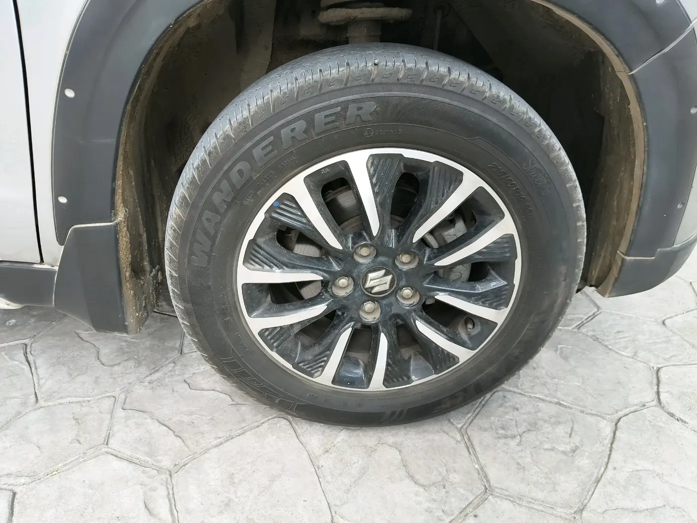 2022 Maruti Vitara Brezza ZXI PLUS, Petrol, Manual, 17,040 km, tyre