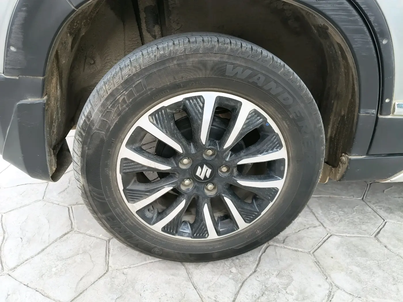 2022 Maruti Vitara Brezza ZXI PLUS, Petrol, Manual, 17,040 km, tyre