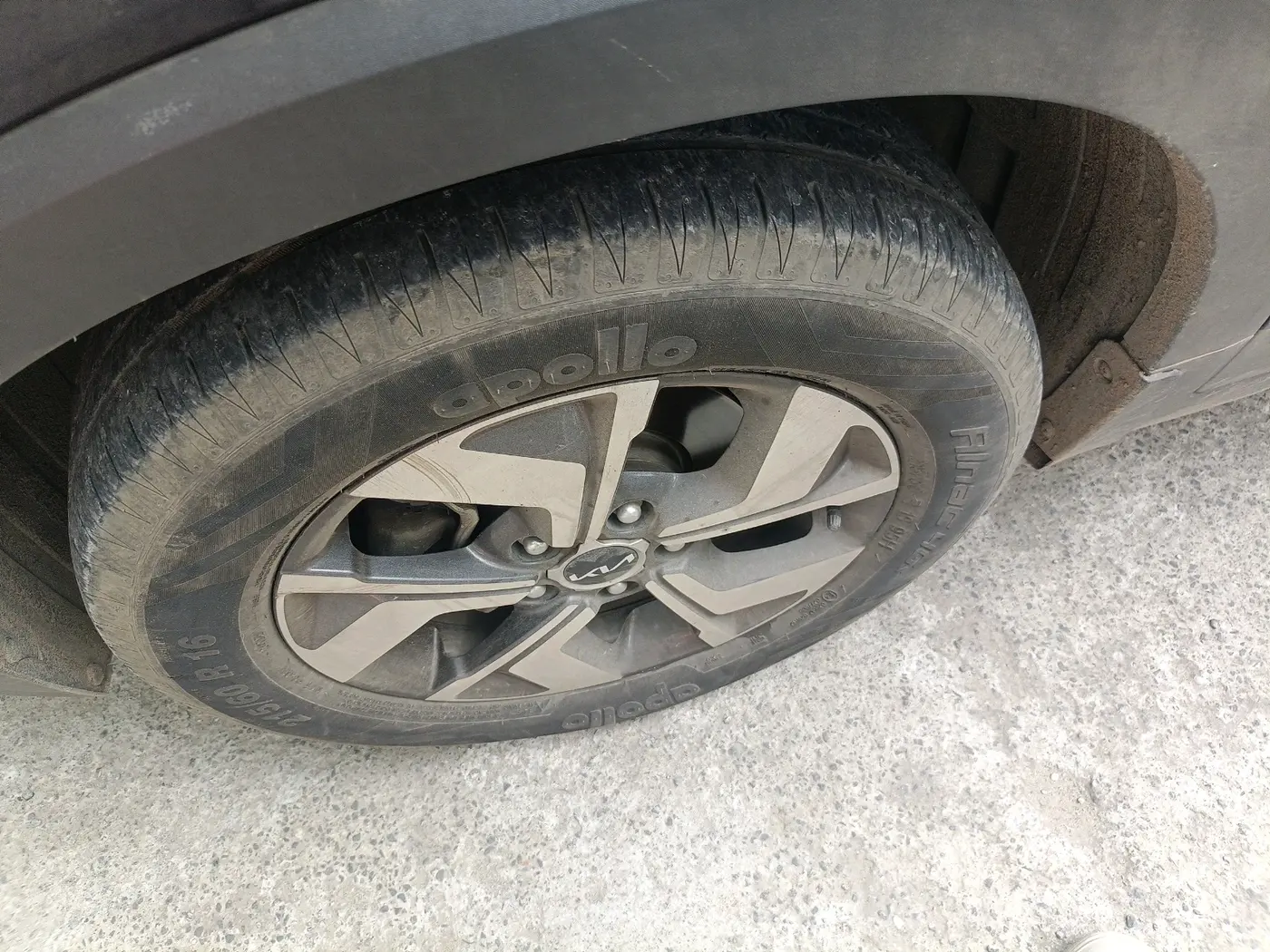 2022 KIA SONET HTX 1.5, Diesel, Manual, 35,451 km, tyre