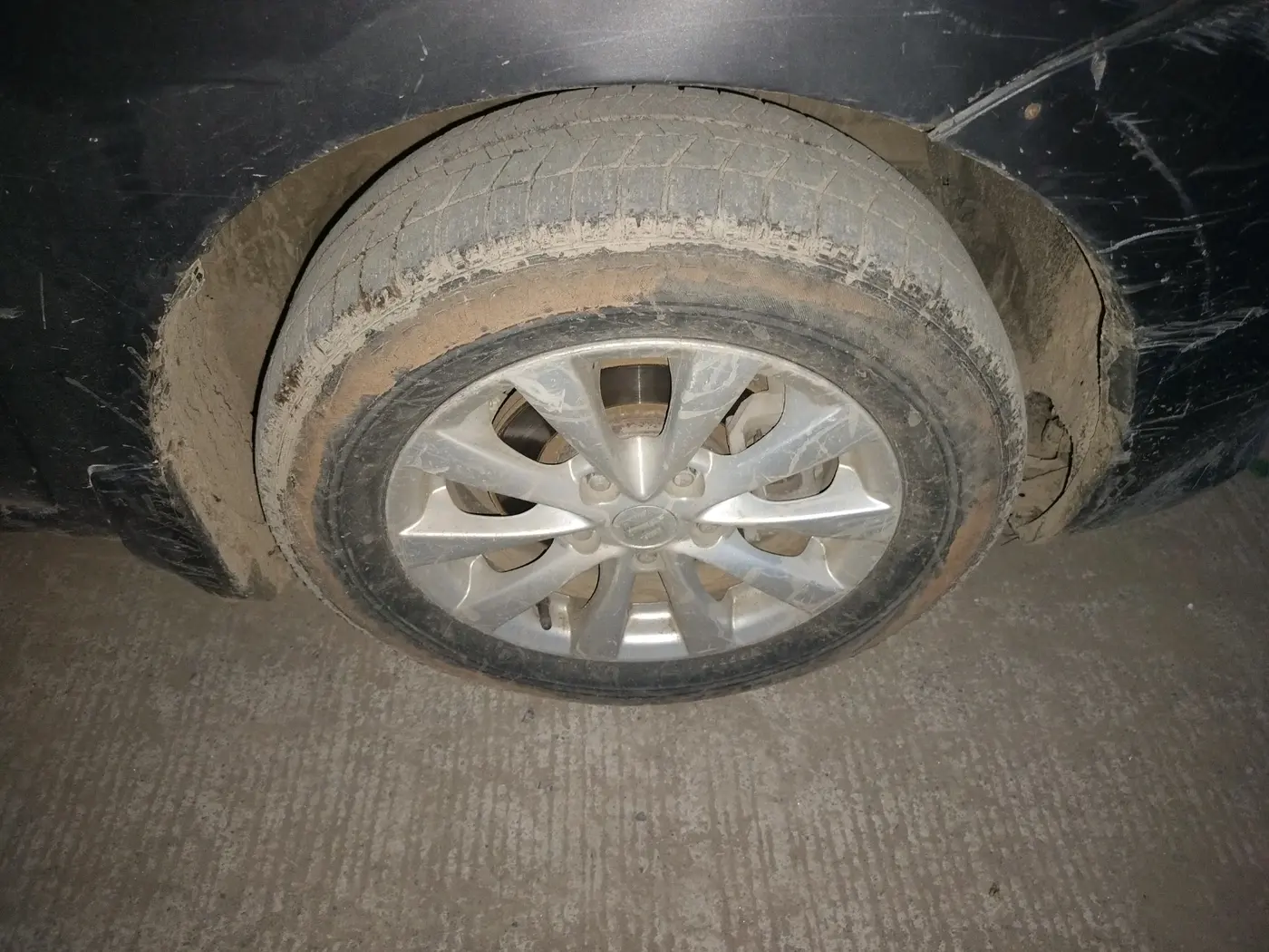 2015 Maruti Ertiga VDI, Diesel, Manual, 1,67,013 km, tyre