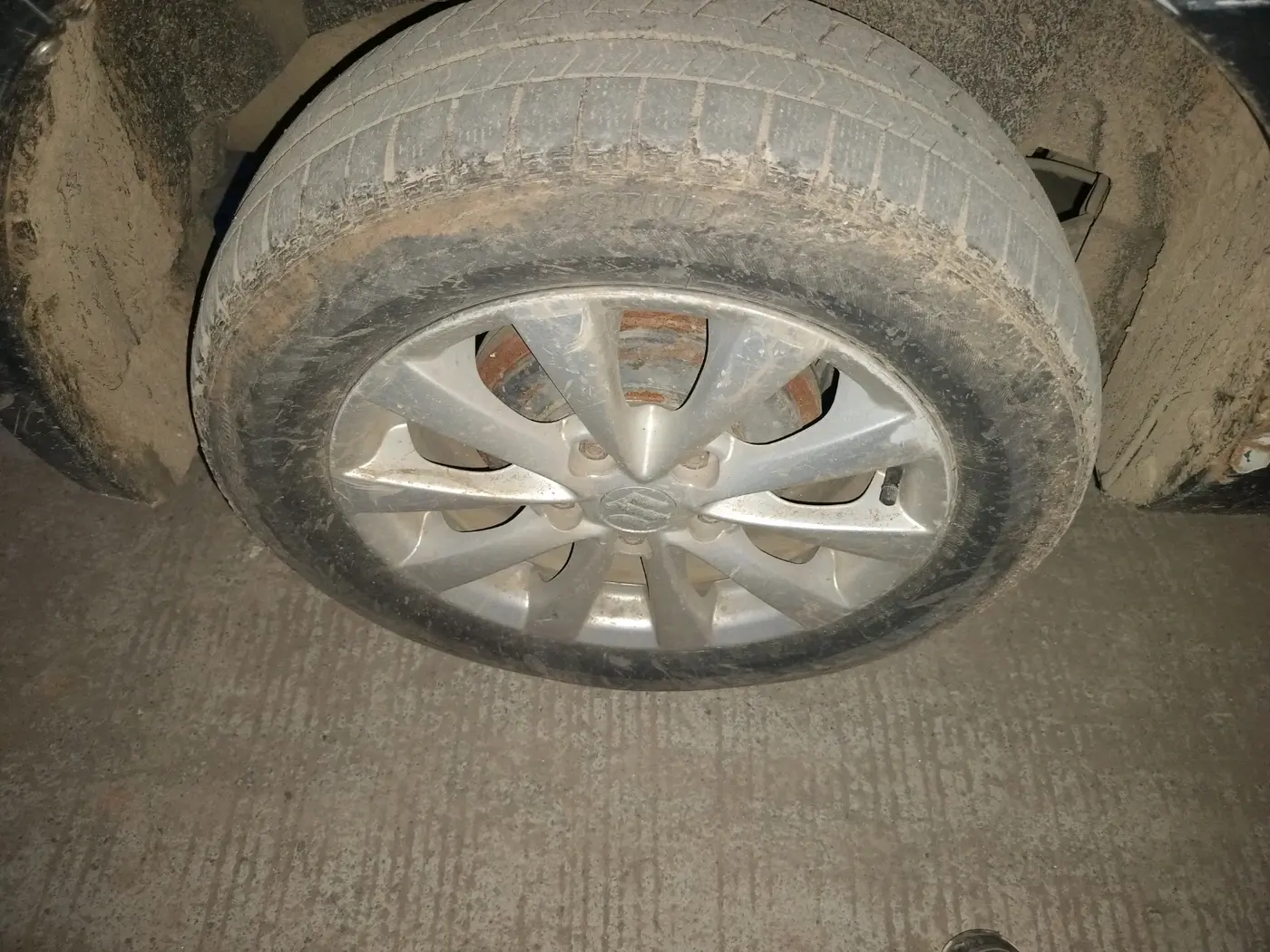 2015 Maruti Ertiga VDI, Diesel, Manual, 1,67,013 km, tyre