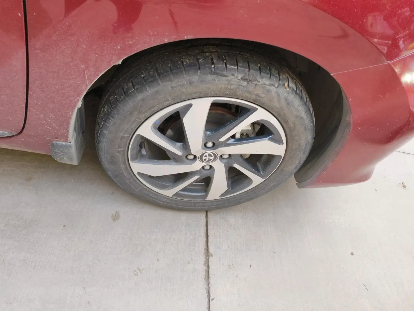 2023 Toyota Glanza G E-CNG, CNG, Manual, 75,976 km, tyre