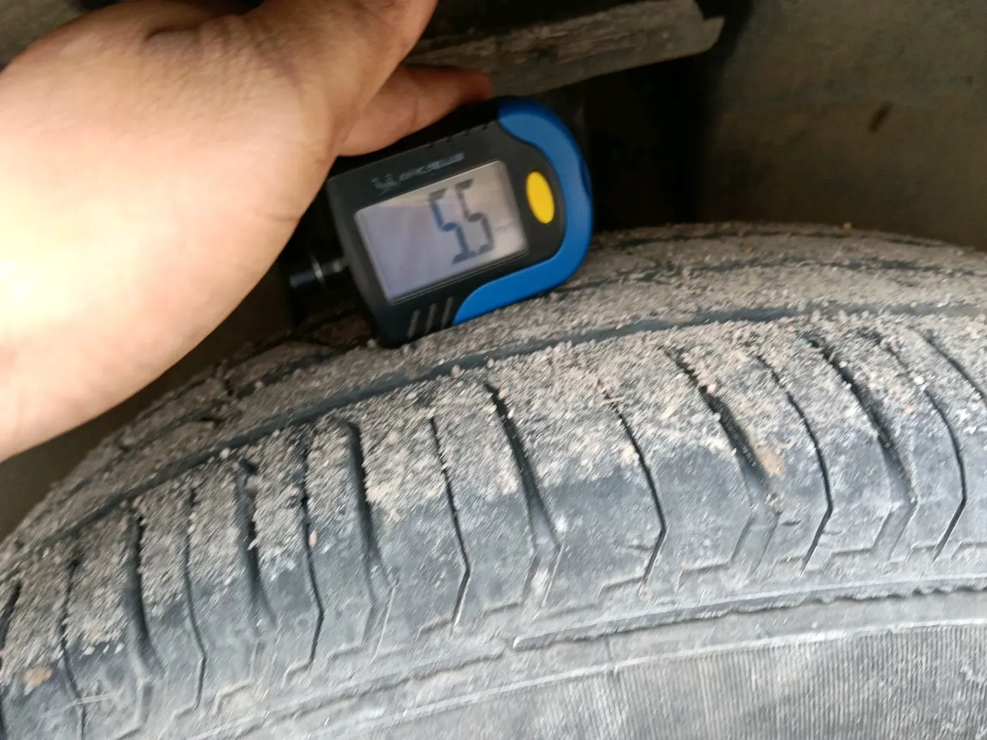 2024 Tata PUNCH ADVENTURE MT, Petrol, Manual, 27,279 km, tyre