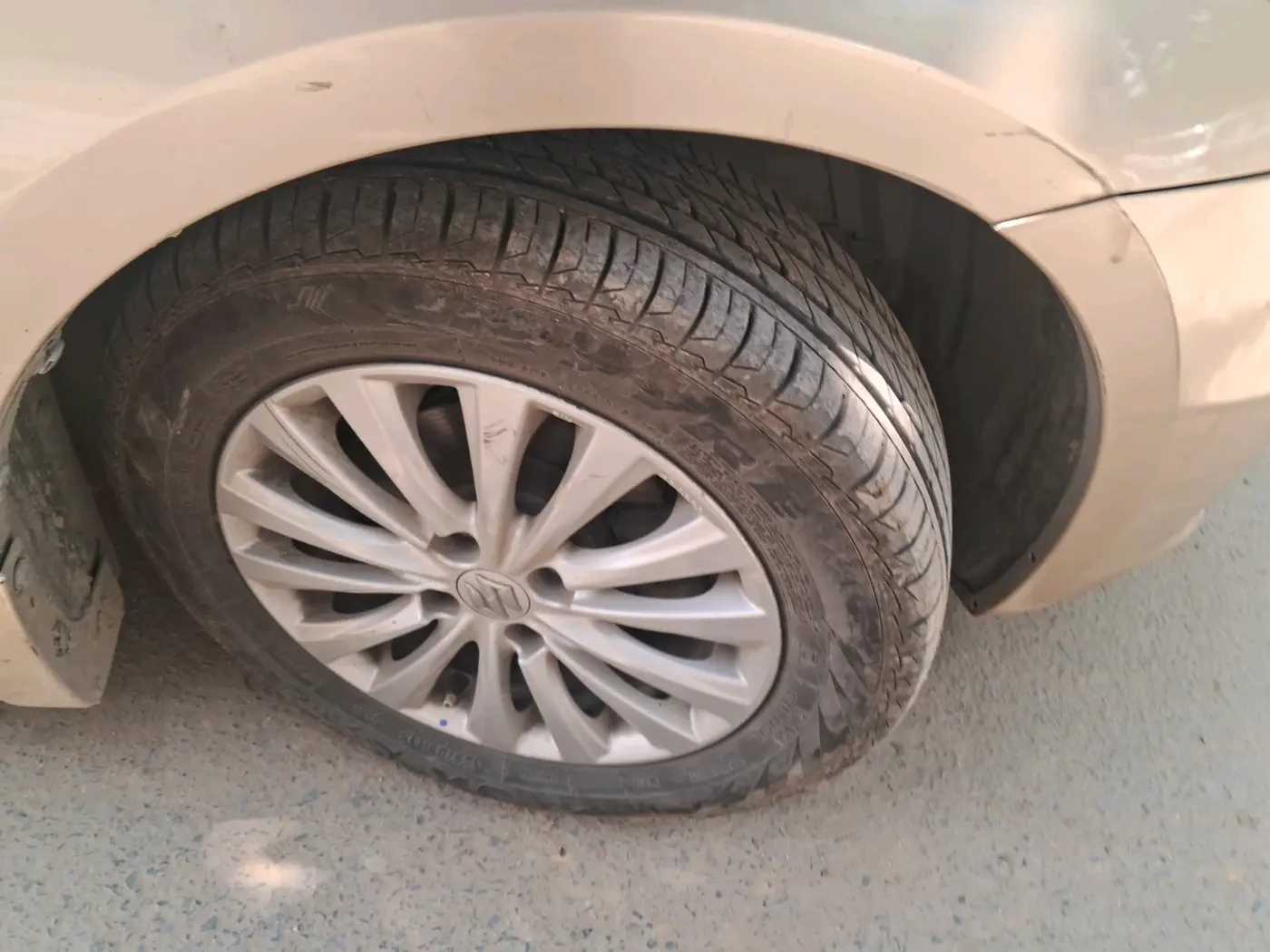 2016 Maruti Ciaz VDI+ SHVS, Diesel, Manual, 1,46,187 km, tyre