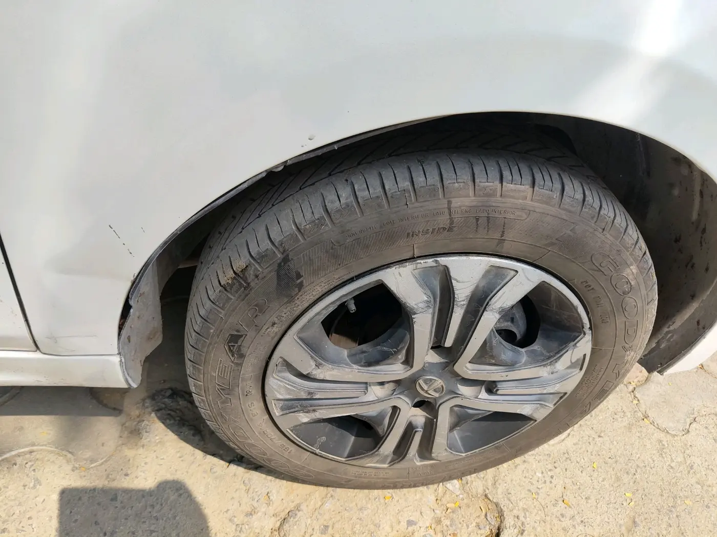 2022 Tata TIGOR XZ PLUS CNG, CNG, Manual, 86,691 km, tyre