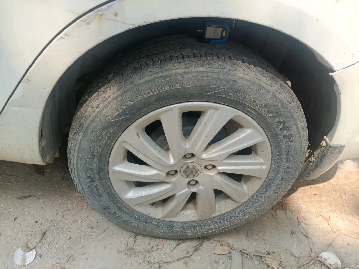 2016 Maruti Swift Dzire ZXI, Petrol, Manual, 56,181 km, tyre