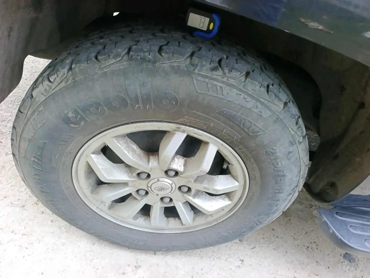 2016 Mahindra TUV300 T8 AMT, Diesel, Automatic, 50,096 km, tyre