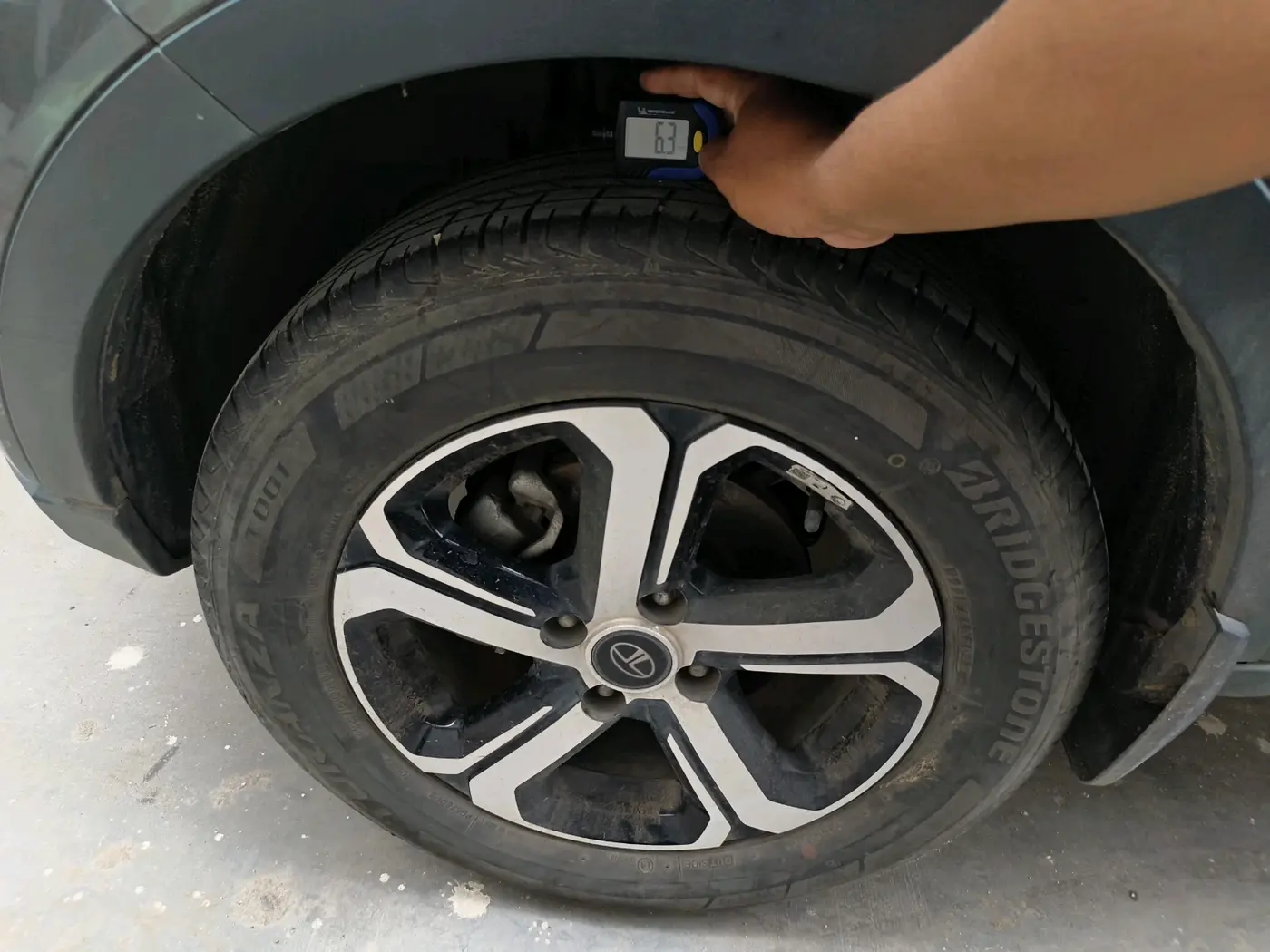 2022 Tata NEXON XZA PLUS PETROL, Petrol, Automatic, 35,285 km, tyre