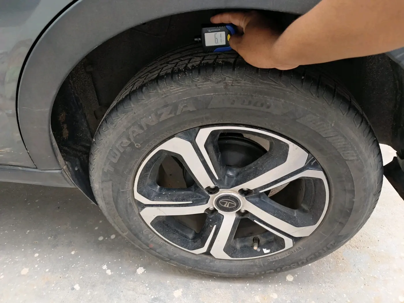 2022 Tata NEXON XZA PLUS PETROL, Petrol, Automatic, 35,285 km, tyre