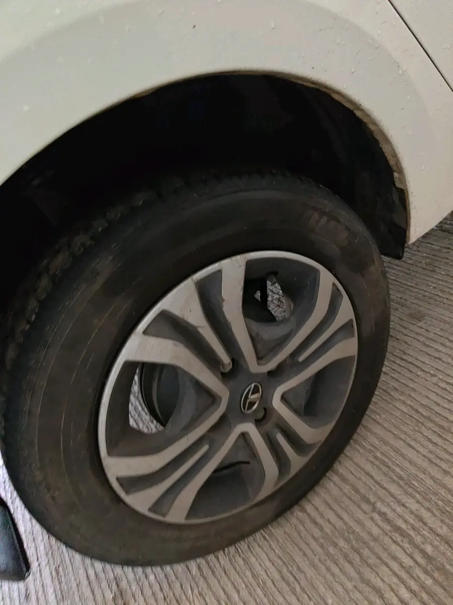 2022 Tata TIGOR XZ PLUS CNG, CNG, Manual, 34,337 km, tyre