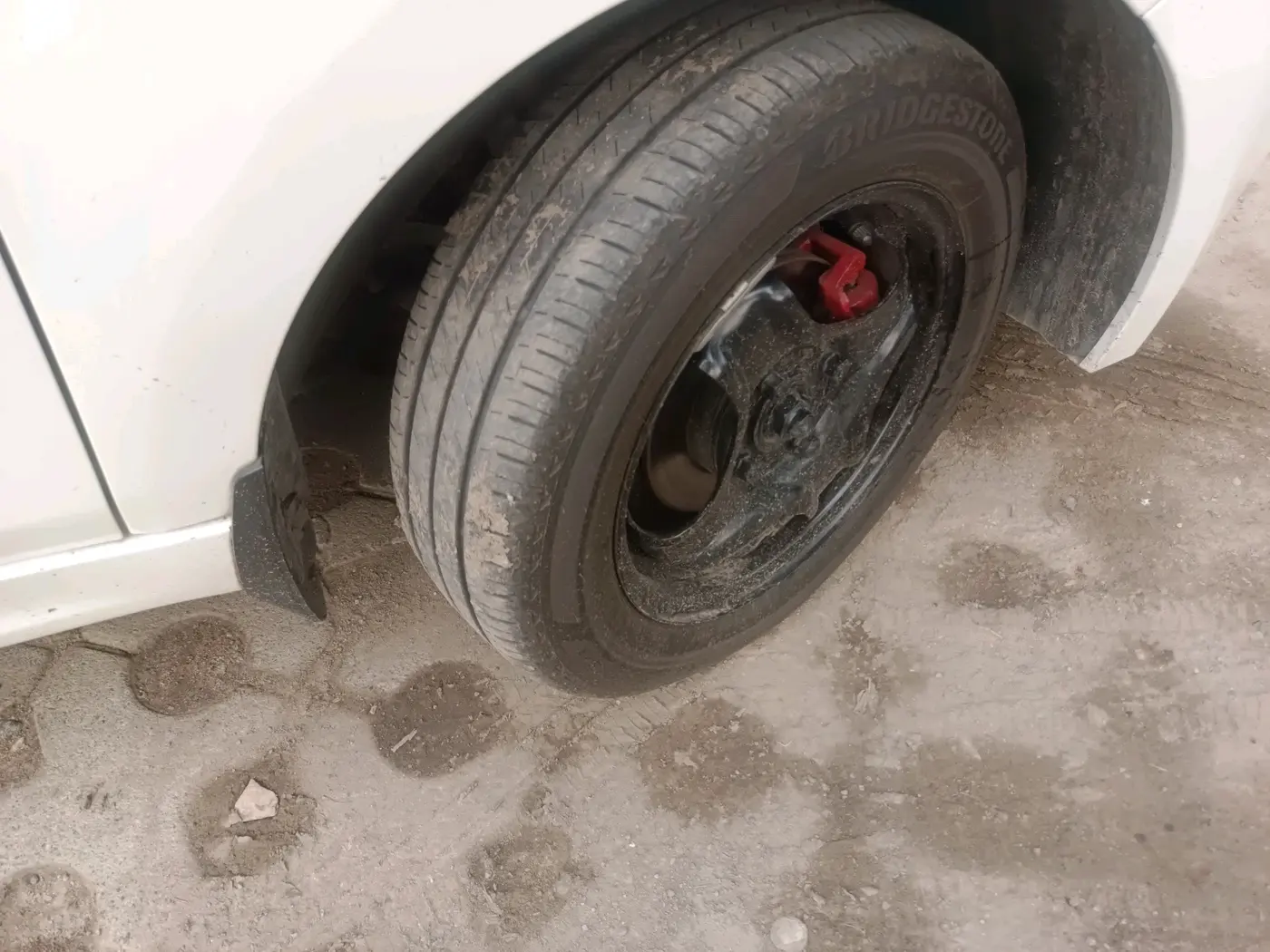 2021 Tata Tiago XZ PETROL, CNG, Manual, 48,719 km, tyre