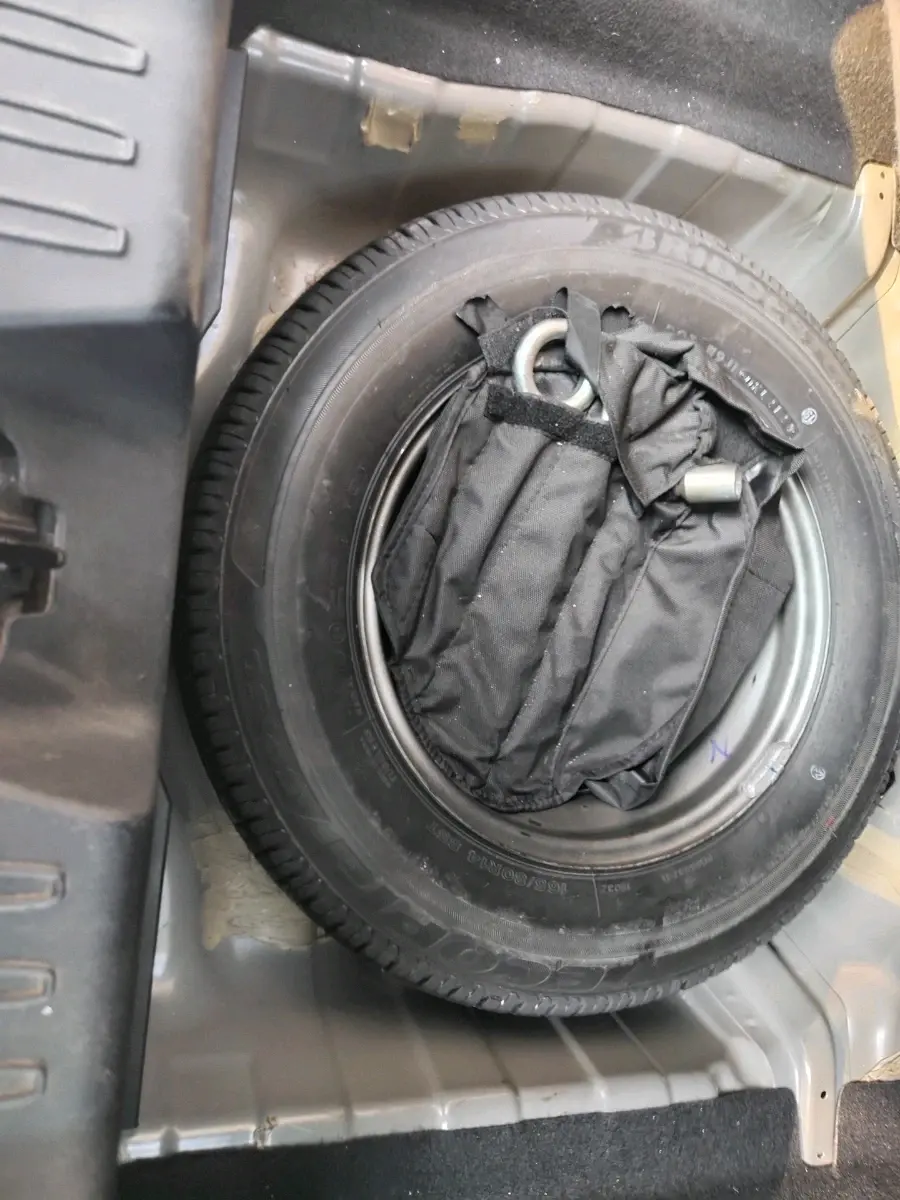 2022 Tata ALTROZ XT PETROL, Petrol, Manual, 37,902 km, tyre