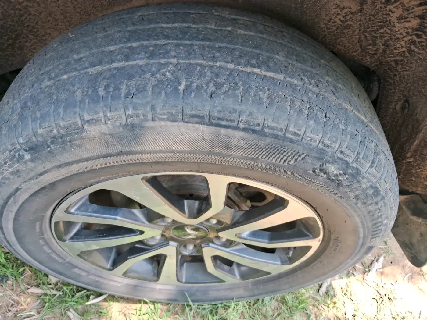 2022 Mahindra SCORPIO-N Z8 L DIESEL AT 2WD 6 STR, Diesel, Automatic, 53,021 km, tyre
