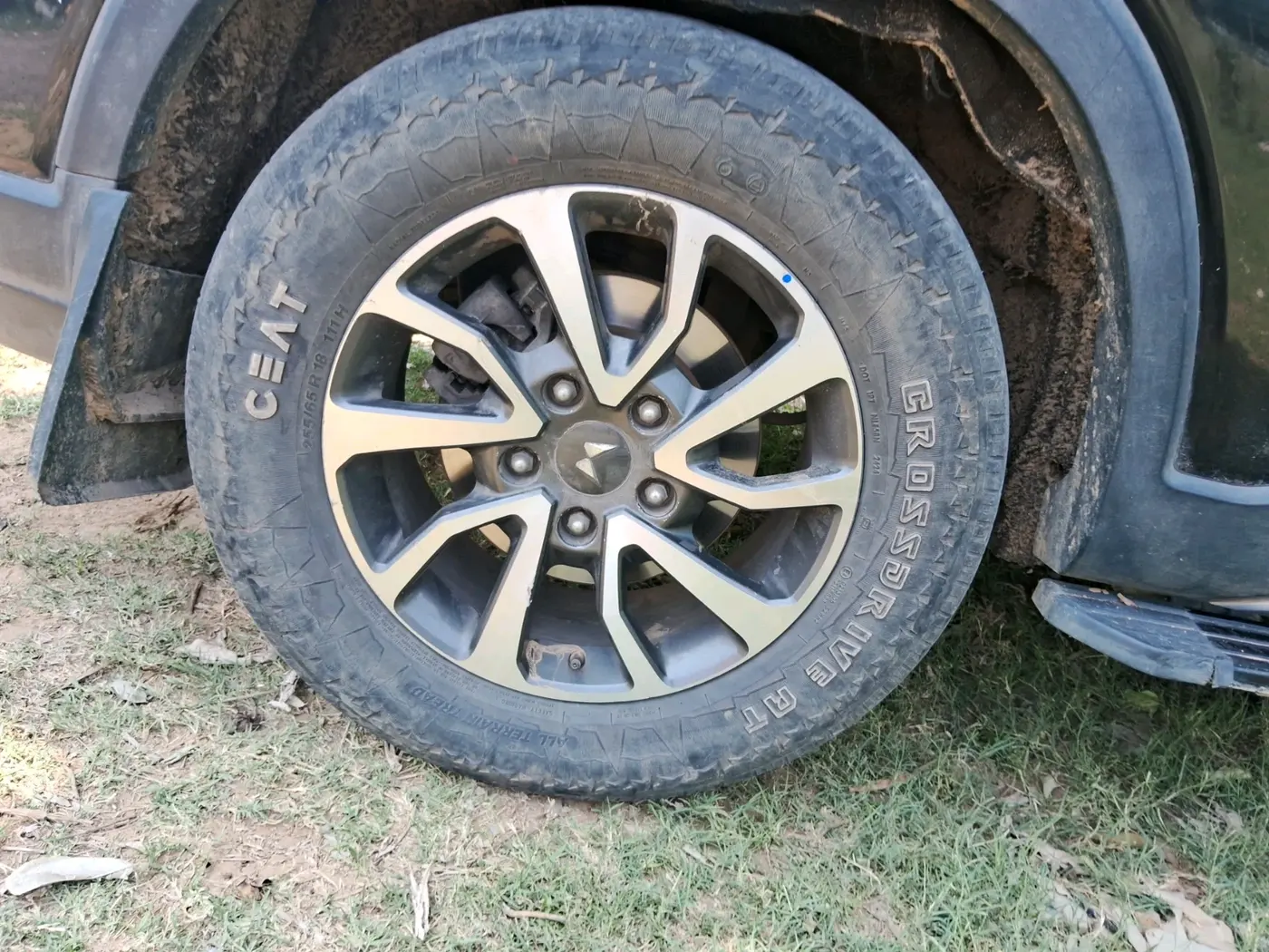 2022 Mahindra SCORPIO-N Z8 L DIESEL AT 2WD 6 STR, Diesel, Automatic, 53,021 km, tyre