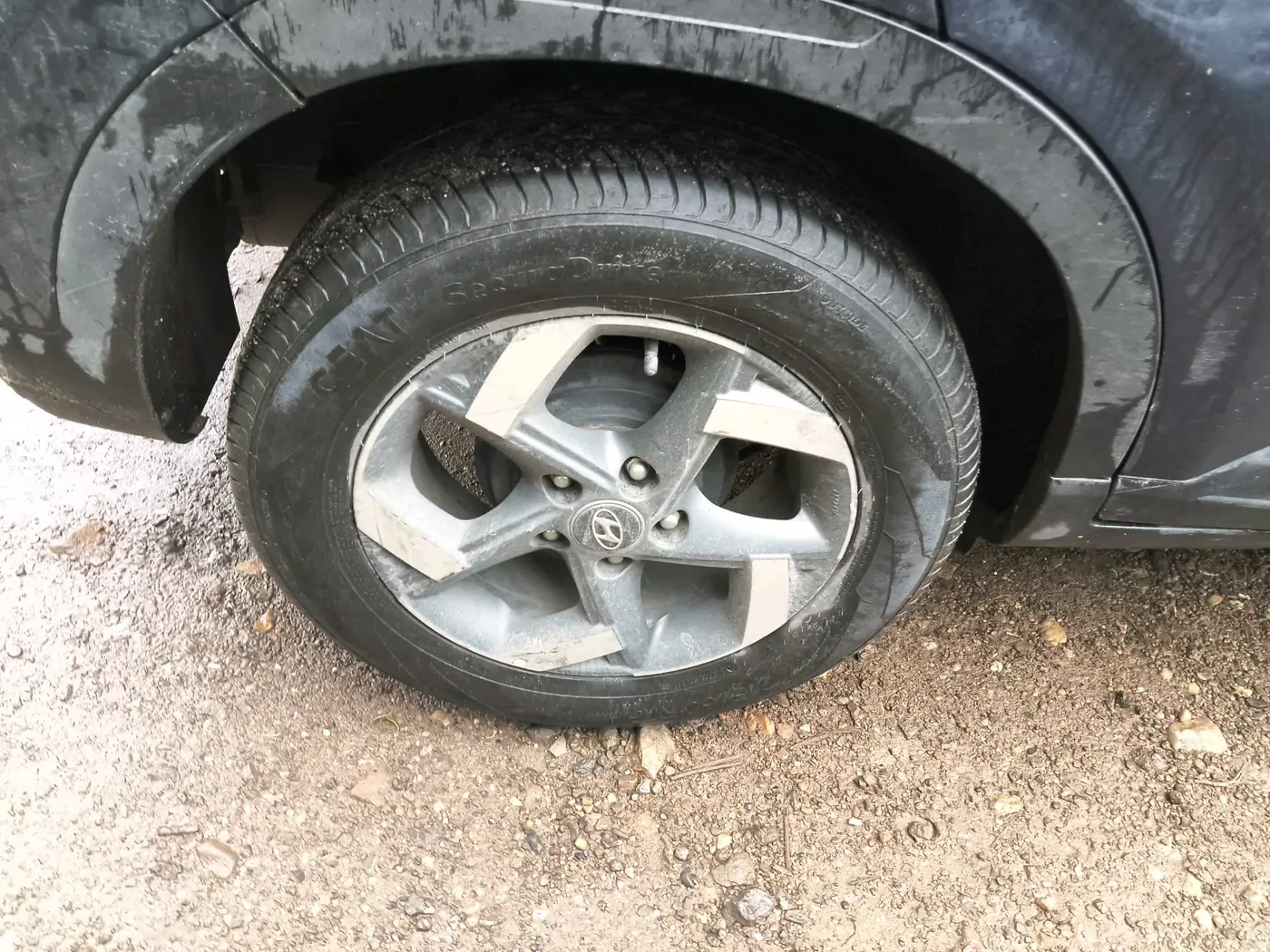 2019 Hyundai VENUE SX(O) 1.4 CRDI, Diesel, Manual, 65,928 km, tyre