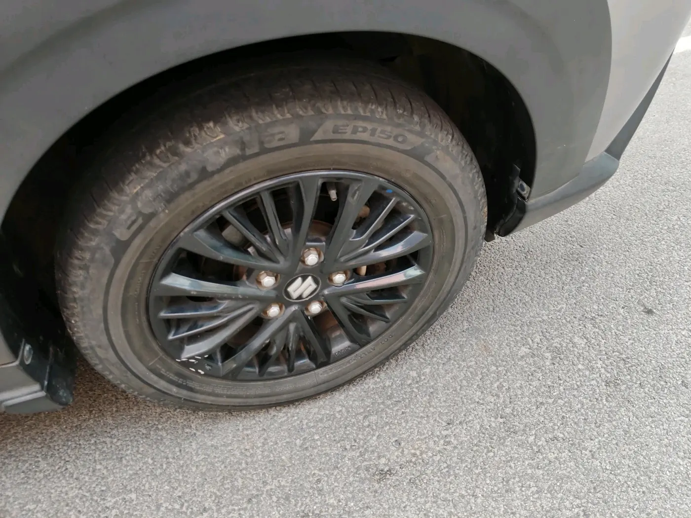 2021 Maruti XL6 ZETA AT, Petrol, Automatic, 39,895 km, tyre