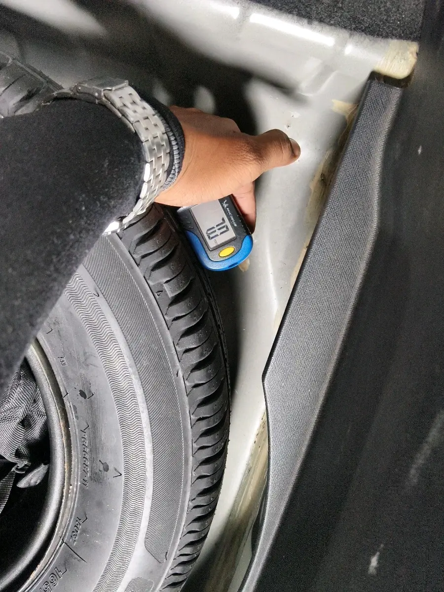 2022 Tata ALTROZ XM PLUS PETROL, Petrol, Manual, 21,051 km, tyre