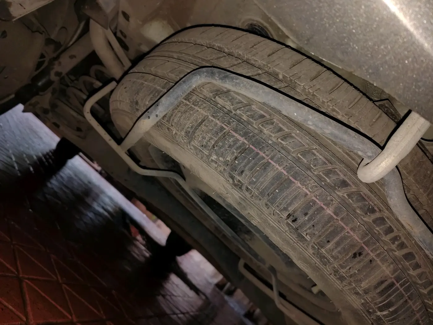 2021 Maruti Ertiga ZXI+ SHVS, Petrol, Manual, 66,152 km, tyre