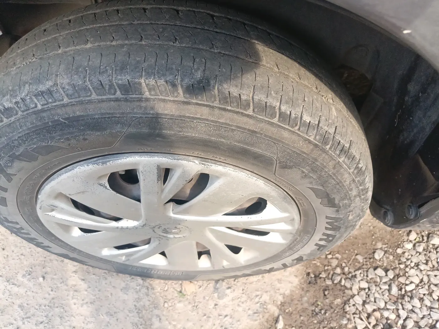 2012 Maruti Swift Dzire VXI, Petrol, Manual, 1,10,431 km, tyre