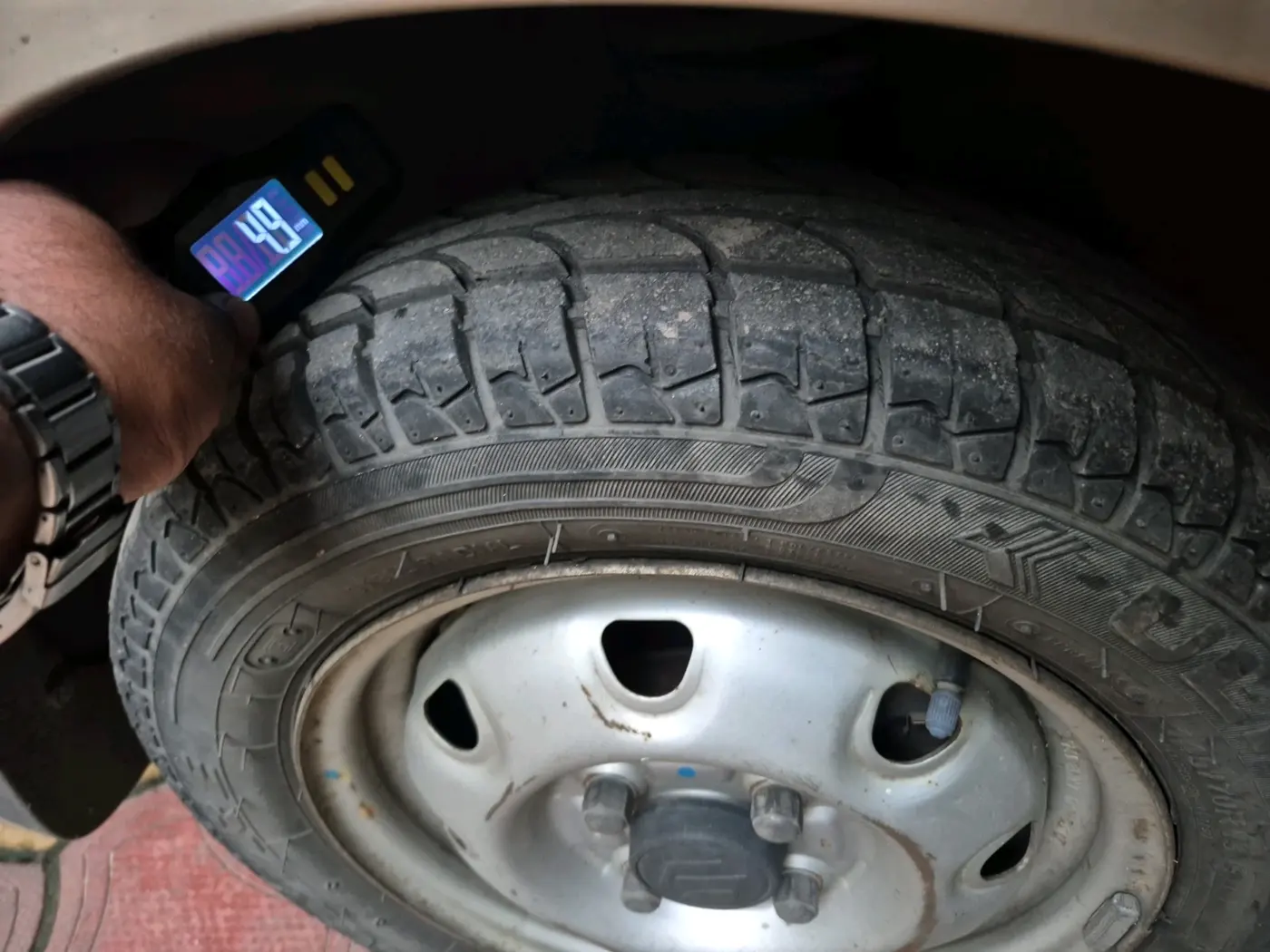 2011 Maruti Zen Estilo LXI, Petrol, Manual, 26,092 km, tyre