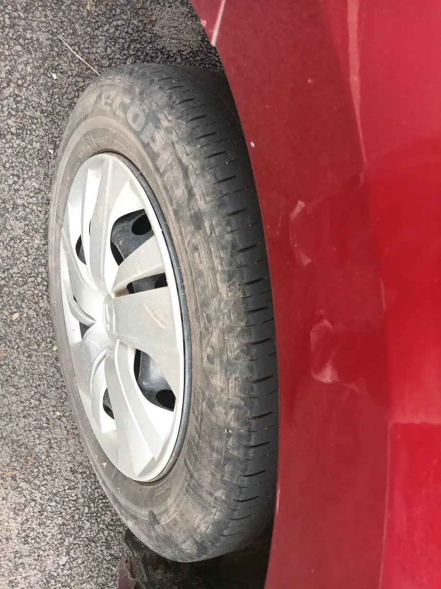 2019 Honda Amaze 1.2L I-VTEC S, Petrol, Manual, 37,458 km, tyre
