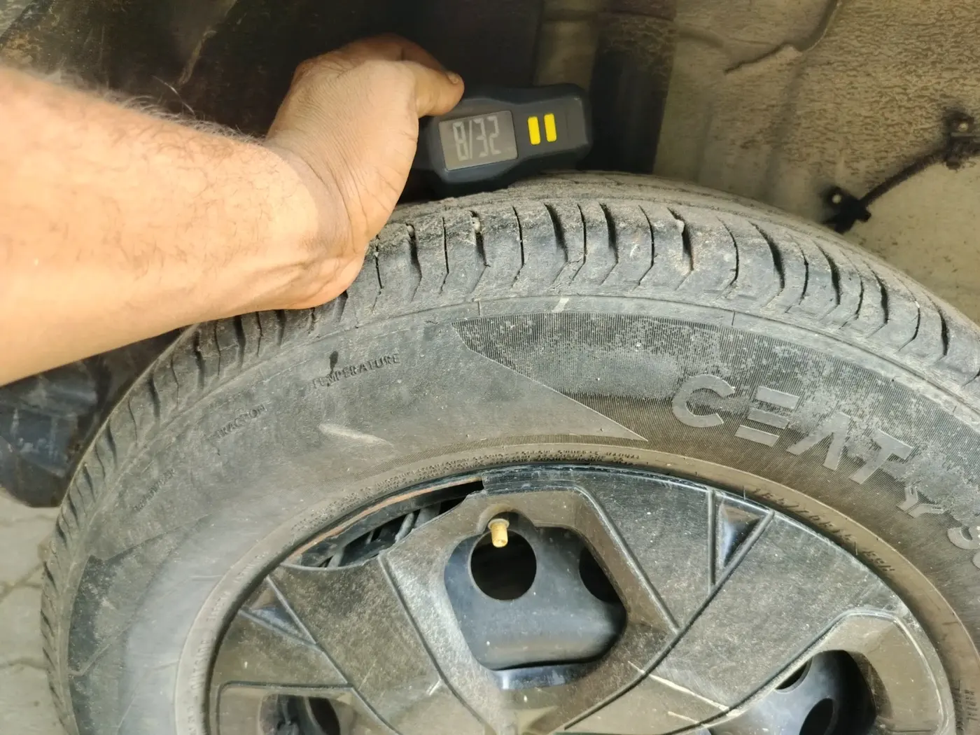 2024 Tata PUNCH ADVENTURE MT, Petrol, Manual, 37,405 km, tyre
