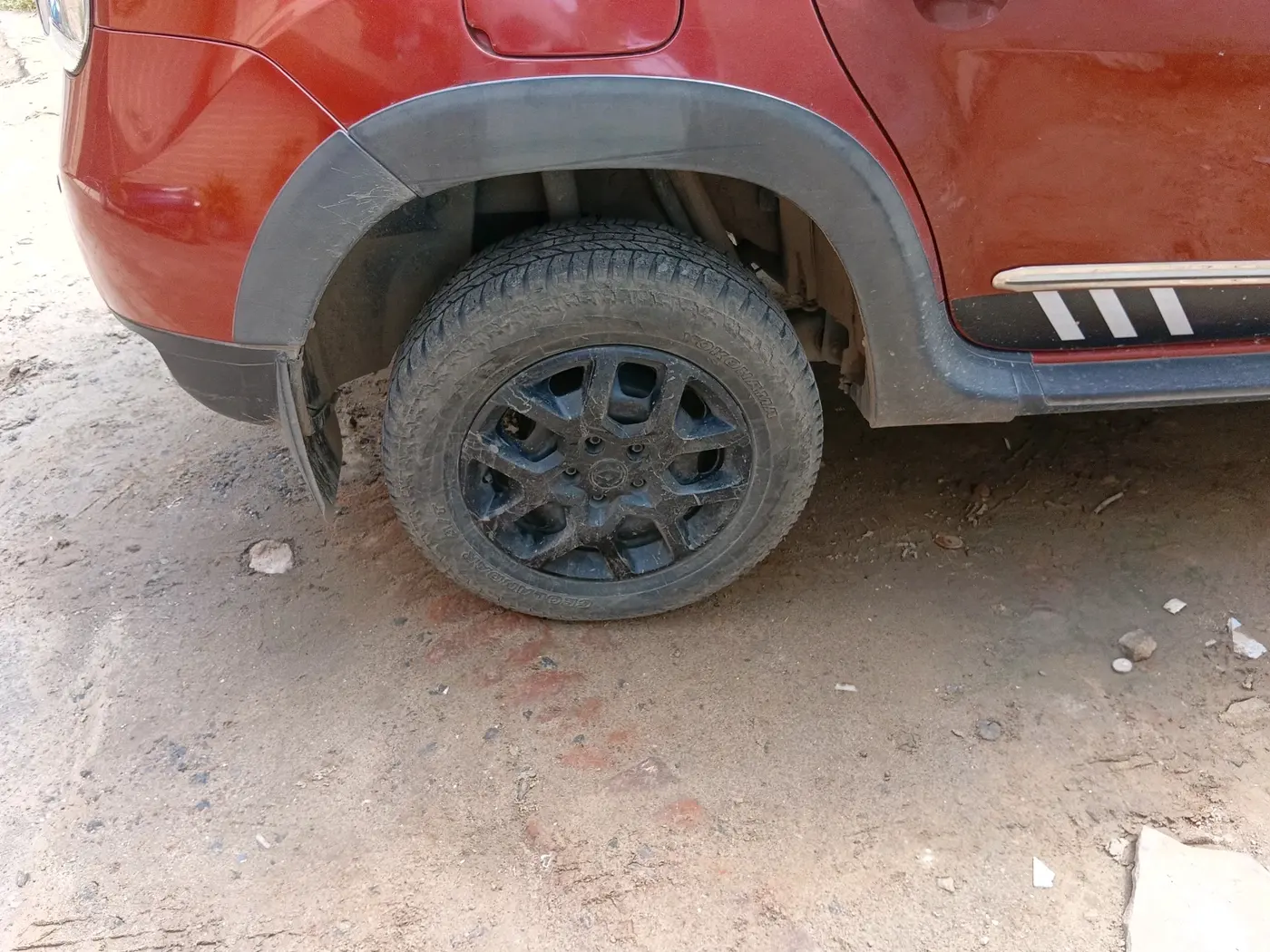 2018 Renault Duster RXE PETROL, Petrol, Manual, 92,767 km, tyre