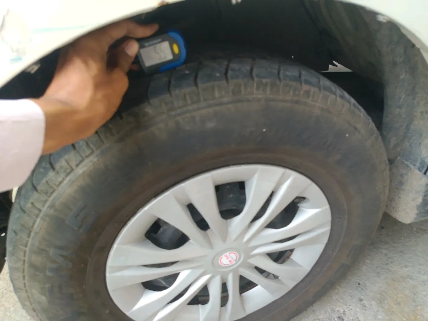 2012 Mahindra Xylo D2, Diesel, Manual, 74,415 km, tyre